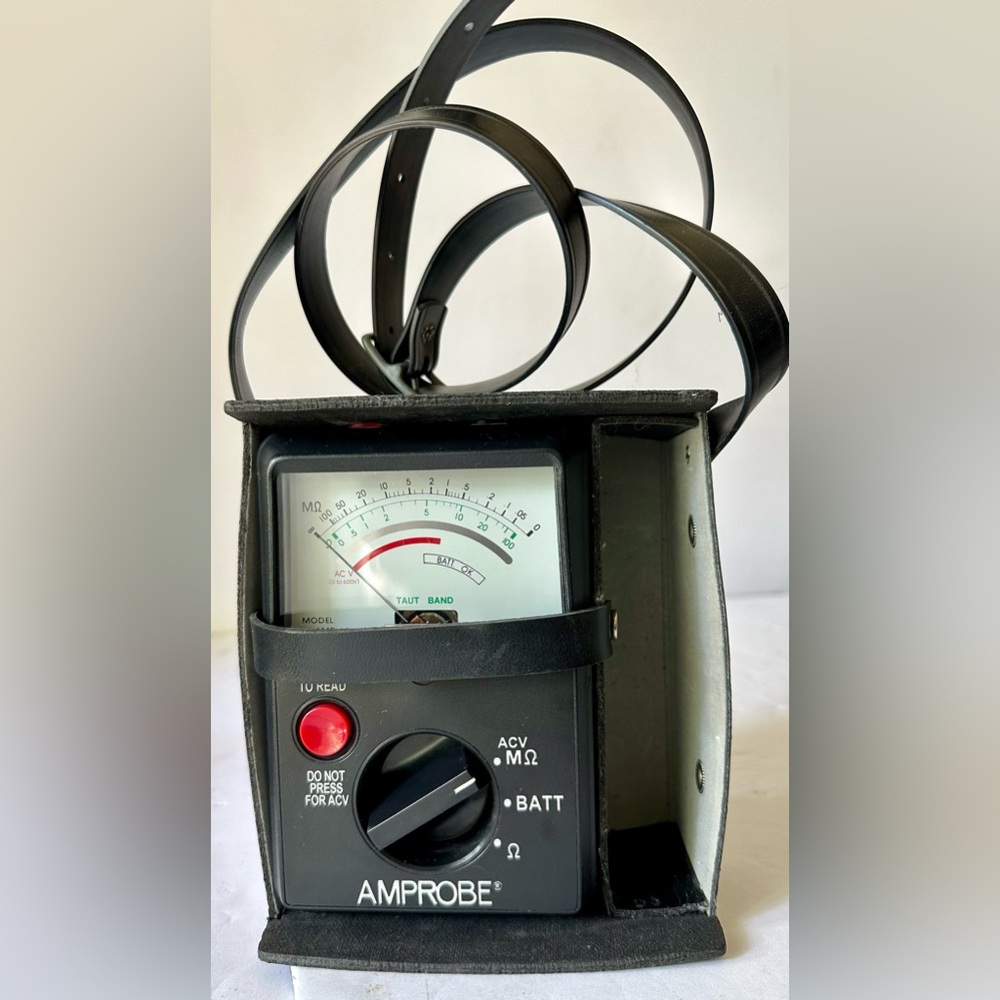 Amprobe  Model AMB-1A Taut Band Analog Megohmmeter 947758 Insulation Tester